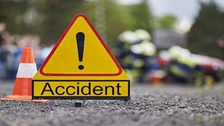 Gurugram Accident: গুরুগ্রামে সামনে এসেছে কানঝাওয়ালার মতো ঘটনা, ধাক্কা মেরে বাইক আরোহীদের 4 কিলোমিটার পর্যন্ত টেনে নিয়ে গেল গাড়িটি