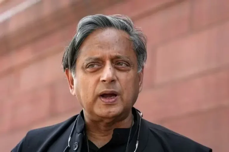 Shashi Tharoor :  ভারত ও কানাডাকে পরামর্শ দিলেন শশী থারুর, বলেন- উভয় দেশের উচিত শান্তি ও পরিপক্কতা দেখাতে হবে